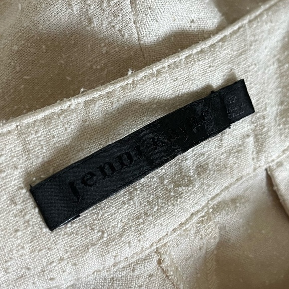 JENNI KAYNE | Bestselling Raw Silk Pleated High Waisted Short in Ivory | Size 12 - Picture 11 of 14